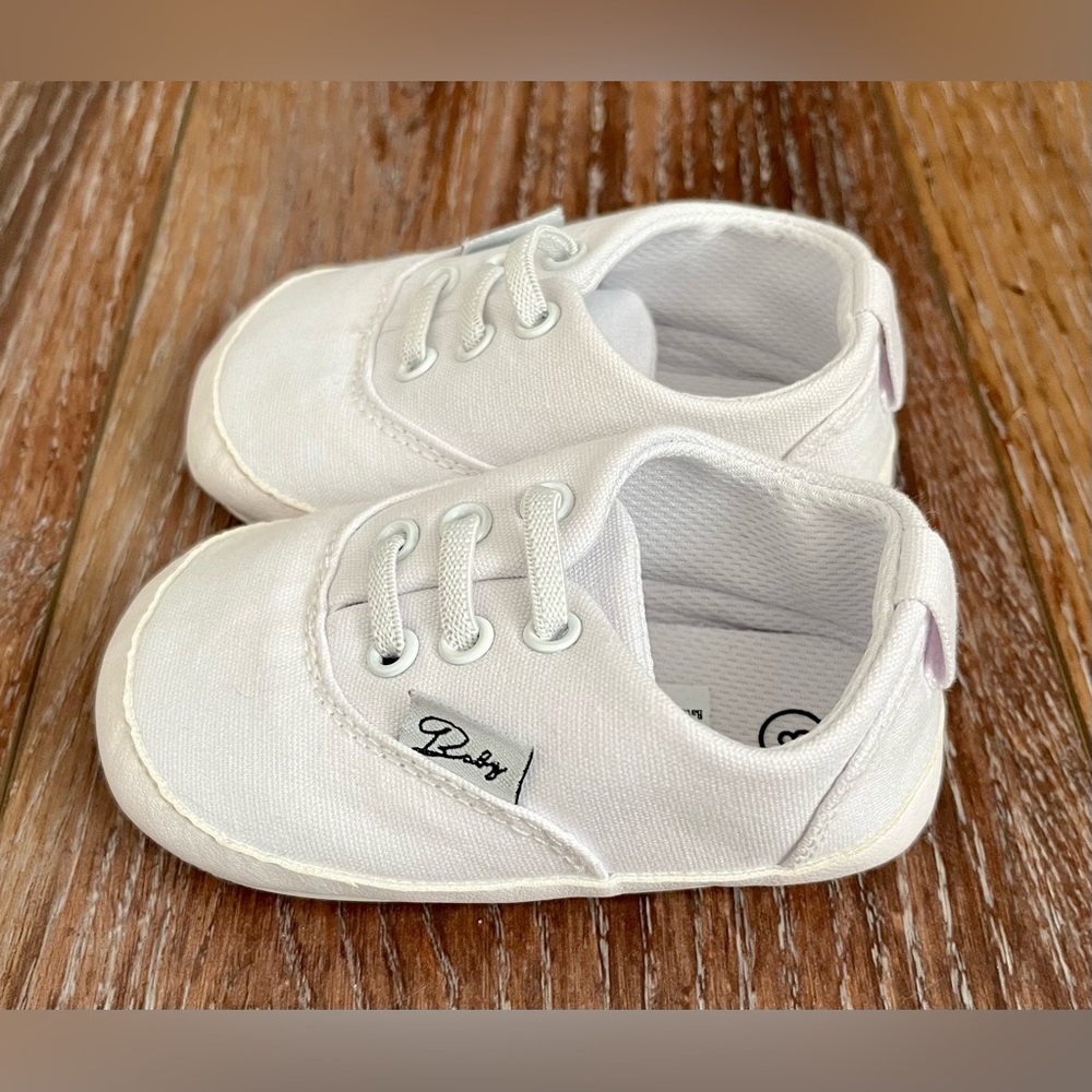 NWOT Baby Unisex Canvas Anti-Slip Sneakers Size 3